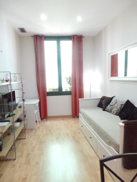 Carrer De La Riereta,15 Apartamento *
